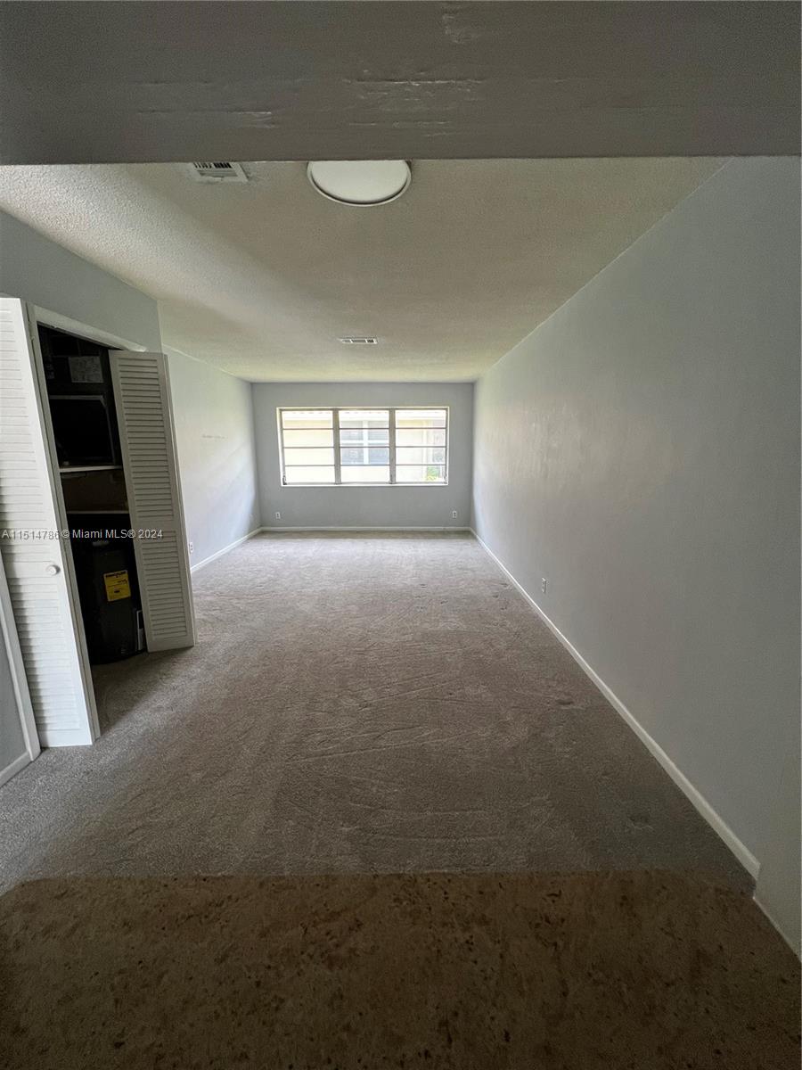 2701 NE 1st St 203, Pompano Beach, Florida 33062, 2 Bedrooms Bedrooms, ,1 BathroomBathrooms,Residential,For Sale,2701 NE 1st St 203,A11514786