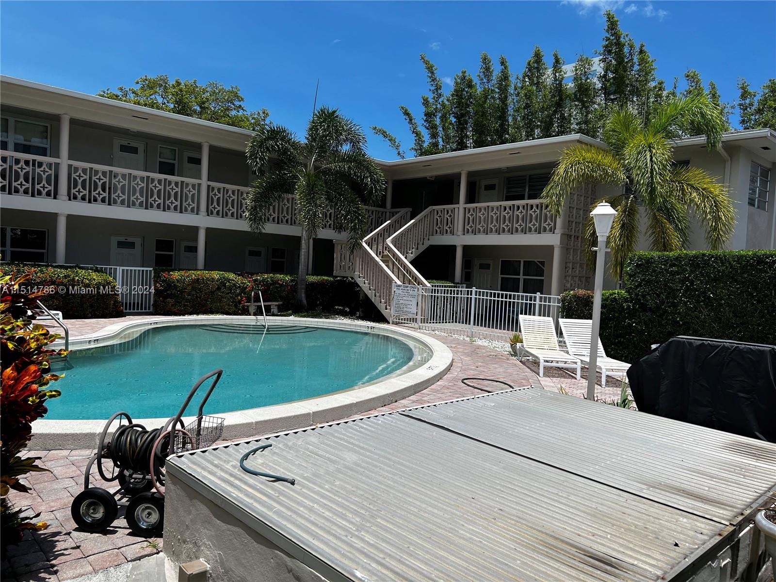2701 NE 1st St 203, Pompano Beach, Florida 33062, 2 Bedrooms Bedrooms, ,1 BathroomBathrooms,Residential,For Sale,2701 NE 1st St 203,A11514786