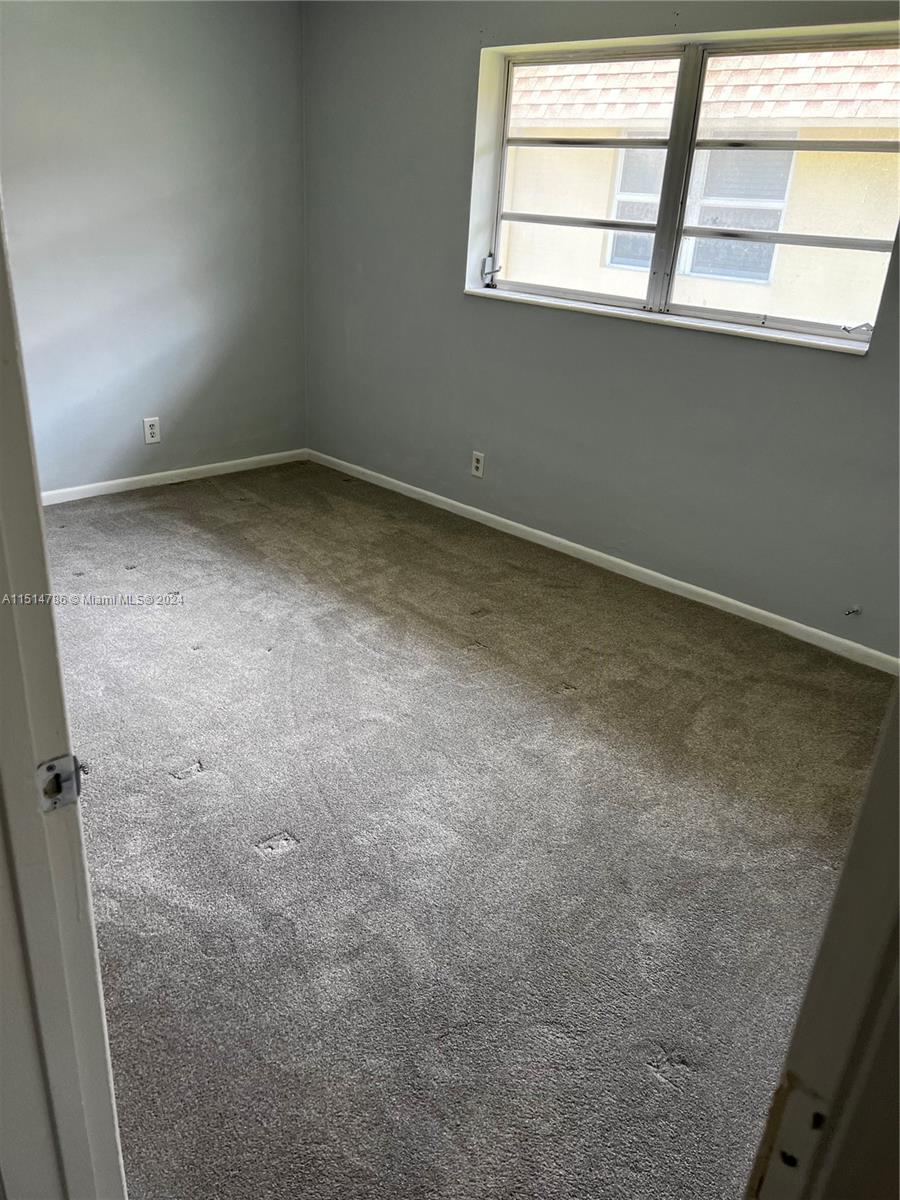 2701 NE 1st St 203, Pompano Beach, Florida 33062, 2 Bedrooms Bedrooms, ,1 BathroomBathrooms,Residential,For Sale,2701 NE 1st St 203,A11514786