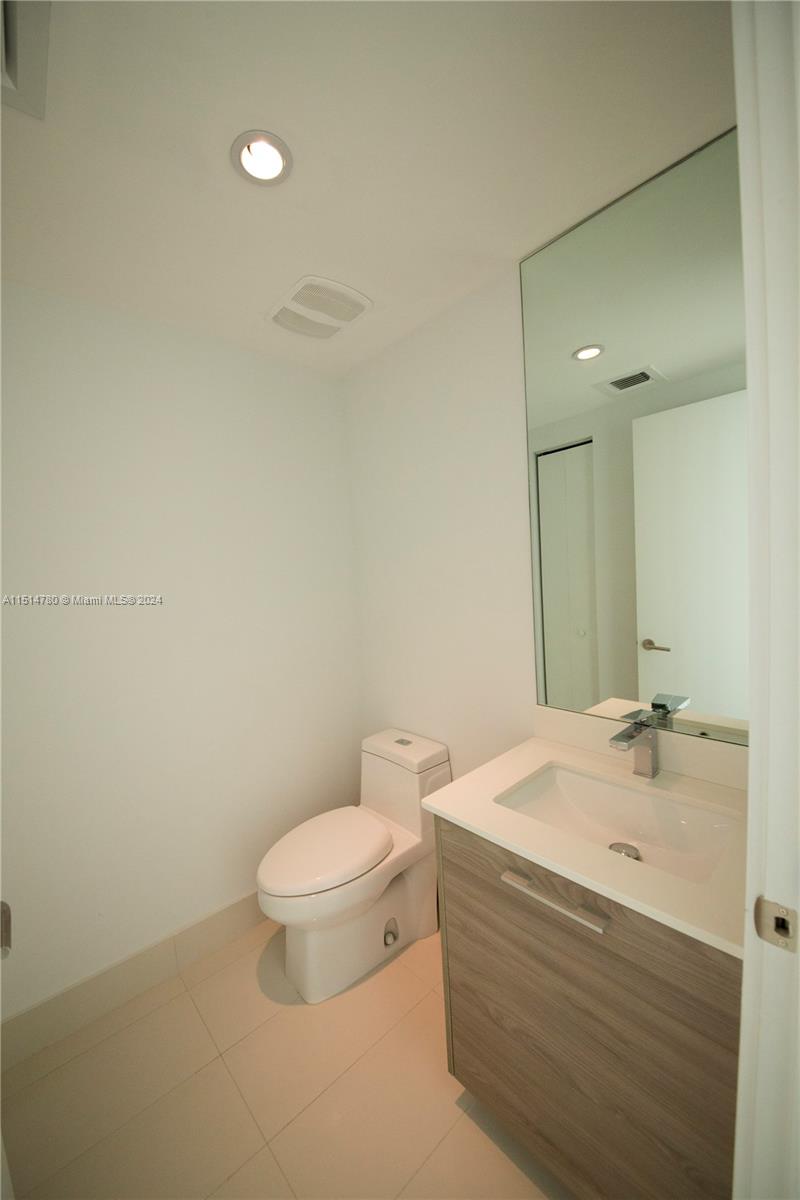 1300 S Miami Ave 4706, Miami, Florida 33130, 3 Bedrooms Bedrooms, ,2 BathroomsBathrooms,Residential,For Sale,1300 S Miami Ave 4706,A11514780