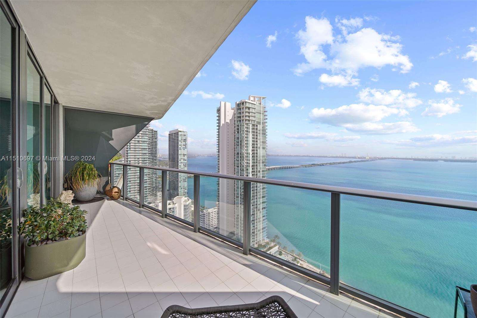 460 NE 28th St 3904, Miami, Florida 33137, 2 Bedrooms Bedrooms, ,2 BathroomsBathrooms,Residential,For Sale,460 NE 28th St 3904,A11510697