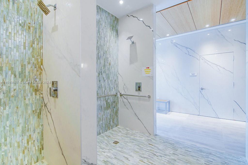 460 NE 28th St 3904, Miami, Florida 33137, 2 Bedrooms Bedrooms, ,2 BathroomsBathrooms,Residential,For Sale,460 NE 28th St 3904,A11510697