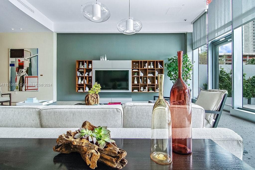 460 NE 28th St 3904, Miami, Florida 33137, 2 Bedrooms Bedrooms, ,2 BathroomsBathrooms,Residential,For Sale,460 NE 28th St 3904,A11510697