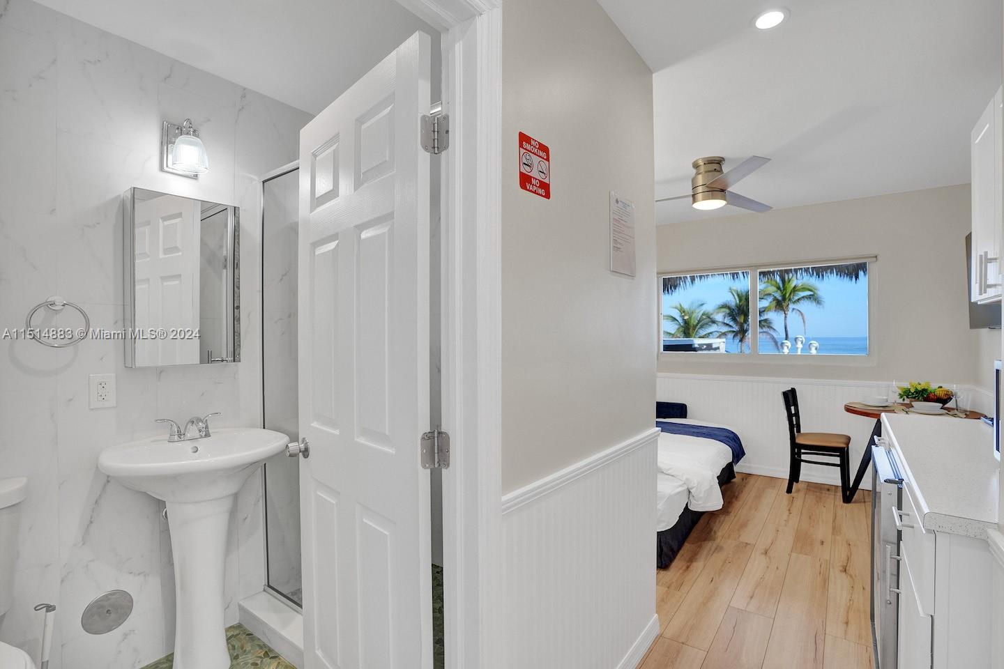 900 N Surf Rd 1, Hollywood, Florida 33019, ,1 BathroomBathrooms,Residentiallease,For Rent,900 N Surf Rd 1,A11514883
