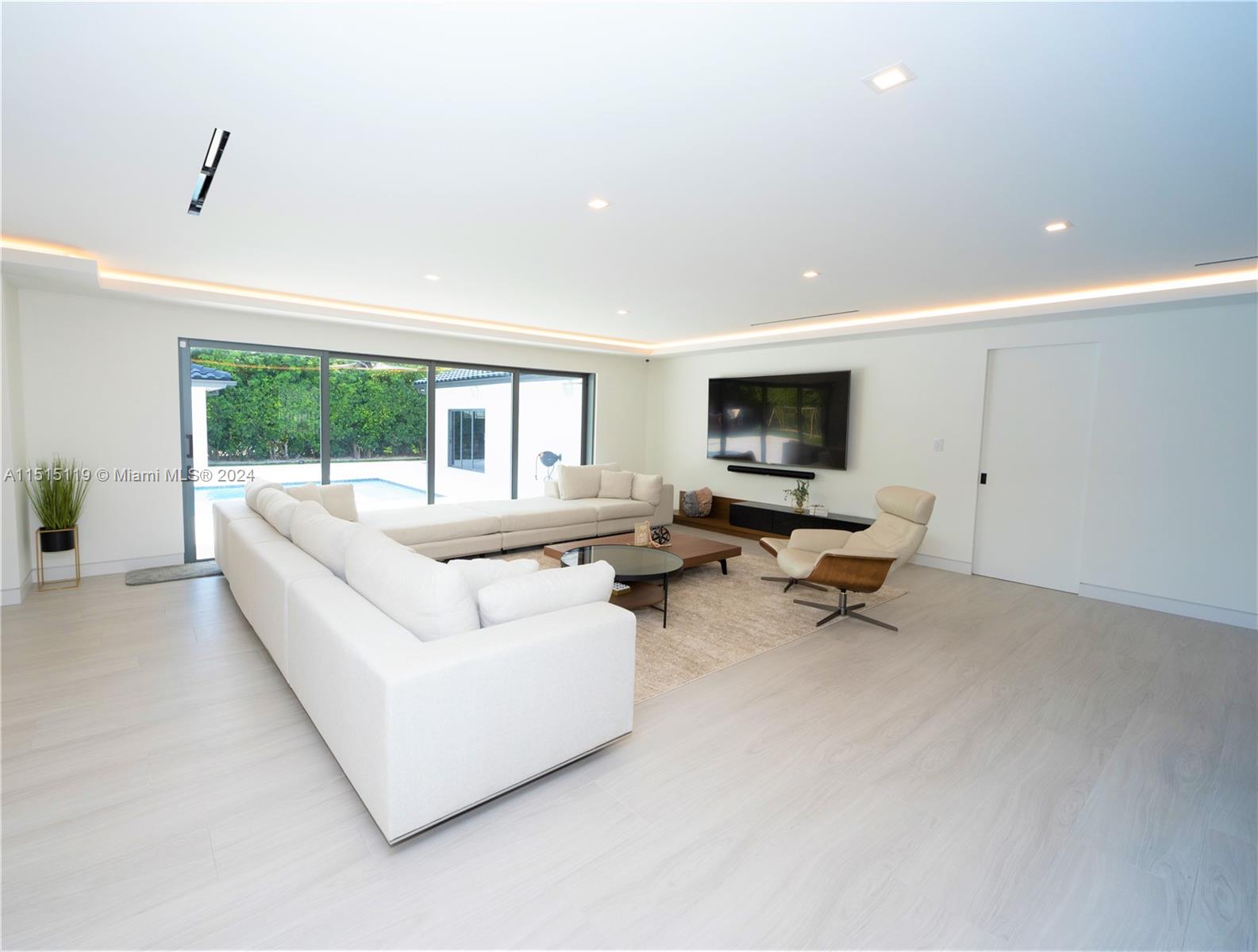 12201 SW 101st Ave, Miami, Florida 33176, 6 Bedrooms Bedrooms, ,4 BathroomsBathrooms,Residential,For Sale,12201 SW 101st Ave,A11515119