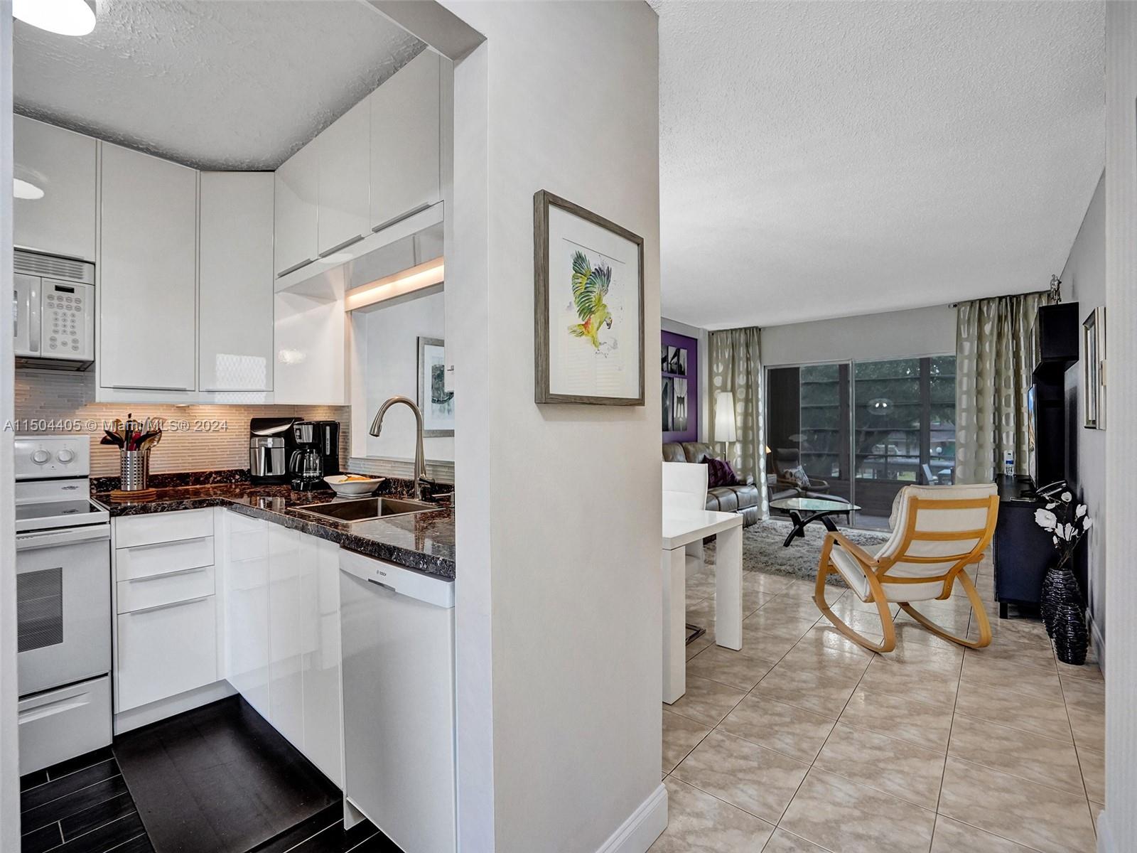 5102 NW 36th St 511, Lauderdale Lakes, Florida 33319, 2 Bedrooms Bedrooms, ,2 BathroomsBathrooms,Residential,For Sale,5102 NW 36th St 511,A11504405