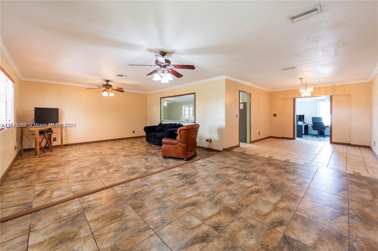 Davie, Florida 33325, 3 Bedrooms Bedrooms, ,2 BathroomsBathrooms,Residential,For Sale,A11515167