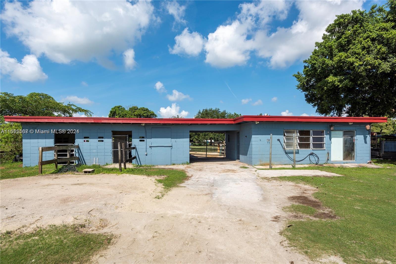 Davie, Florida 33325, 3 Bedrooms Bedrooms, ,2 BathroomsBathrooms,Residential,For Sale,A11515167