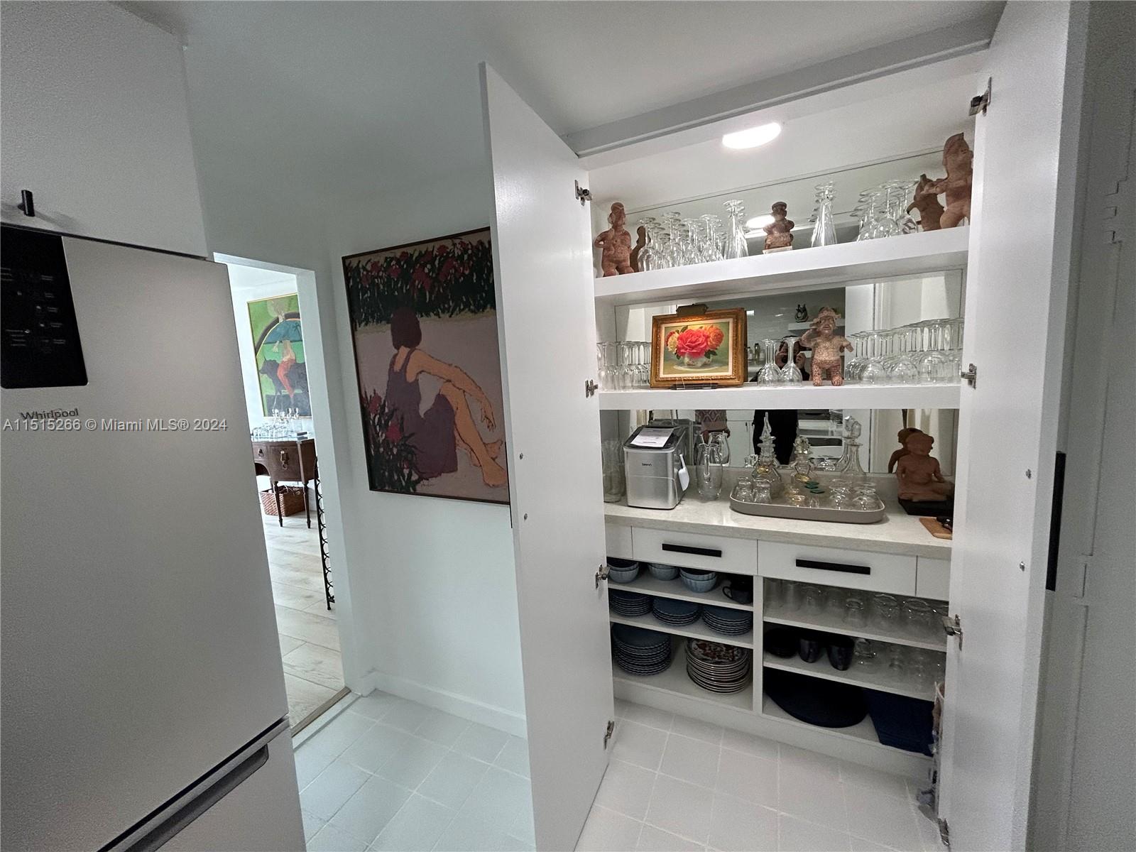 700 Biltmore Way 207, Coral Gables, Florida 33134, 1 Bedroom Bedrooms, ,1 BathroomBathrooms,Residentiallease,For Rent,700 Biltmore Way 207,A11515266