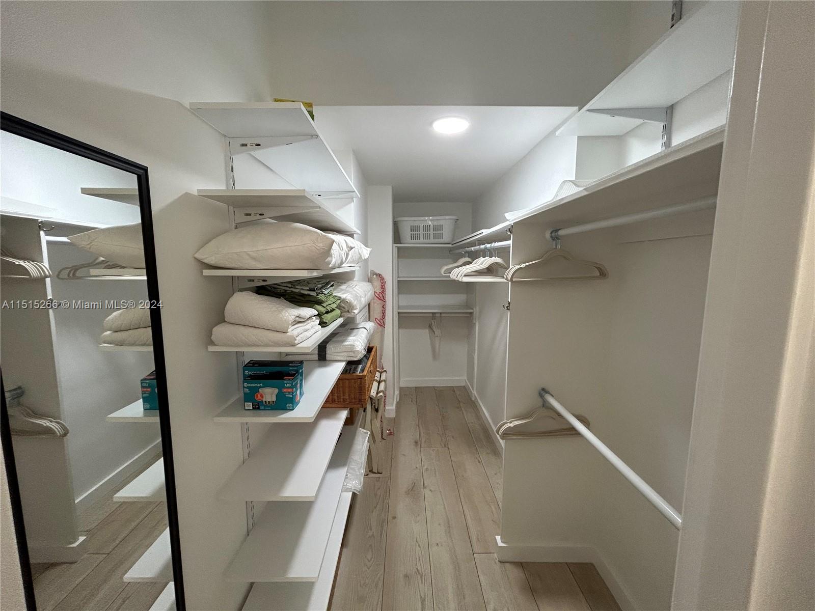 700 Biltmore Way 207, Coral Gables, Florida 33134, 1 Bedroom Bedrooms, ,1 BathroomBathrooms,Residentiallease,For Rent,700 Biltmore Way 207,A11515266