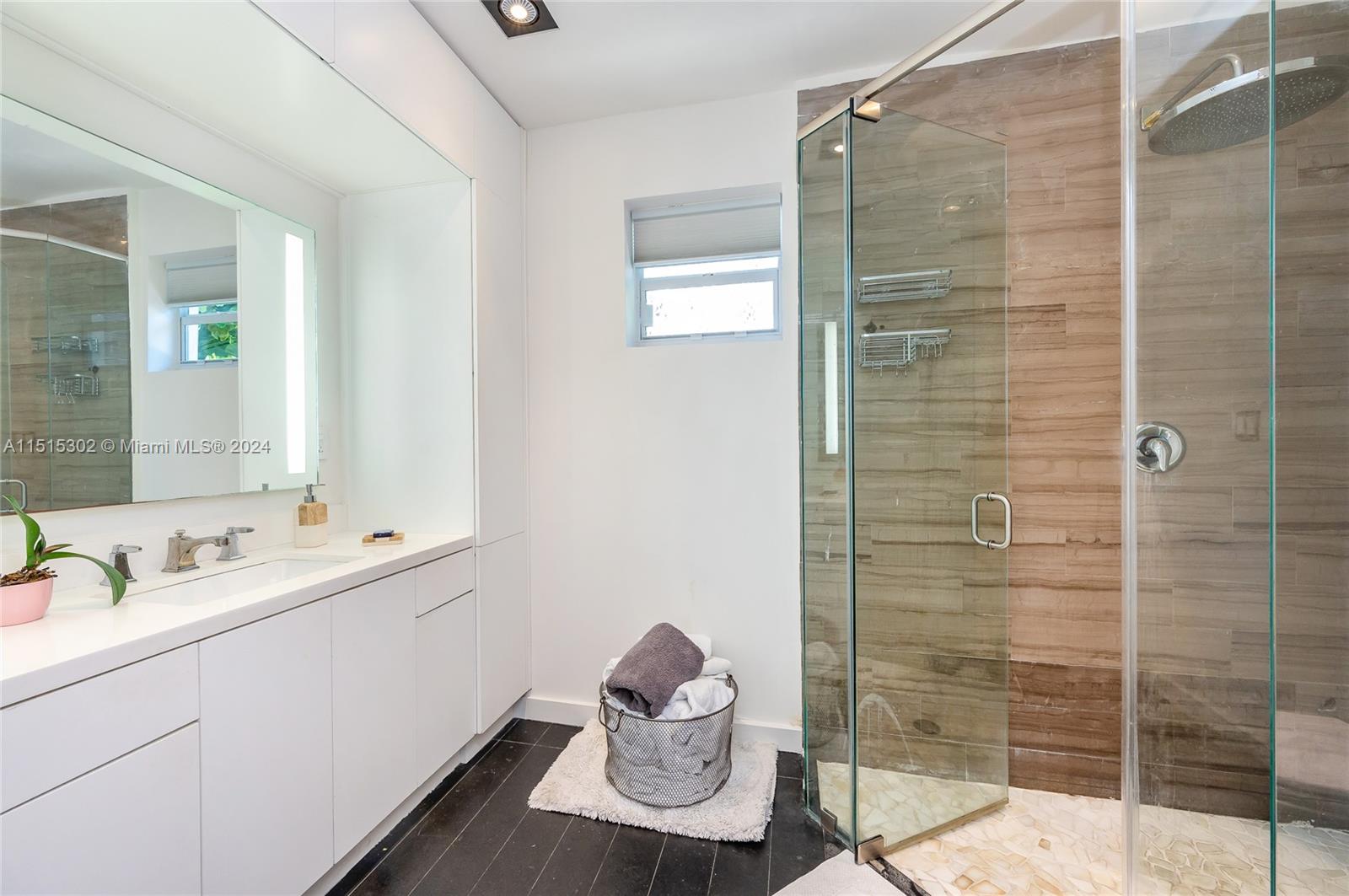 2100 SW 15th St, Miami, Florida 33145, 3 Bedrooms Bedrooms, ,2 BathroomsBathrooms,Residential,For Sale,2100 SW 15th St,A11515302