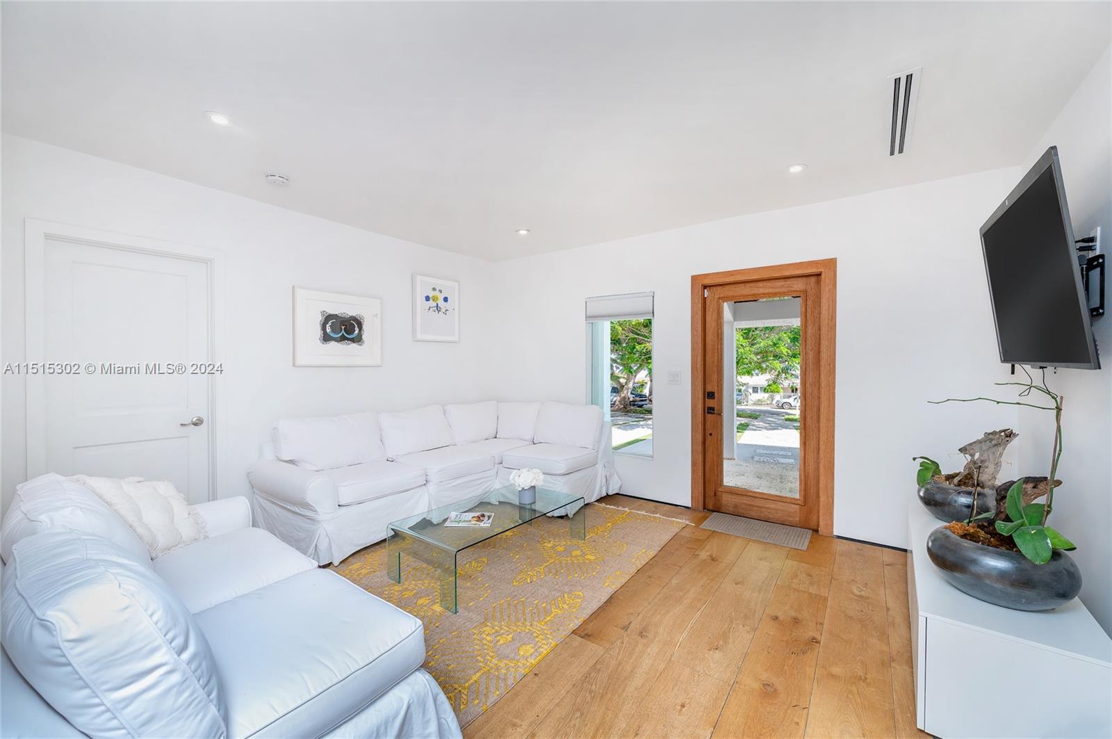 2100 SW 15th St, Miami, Florida 33145, 3 Bedrooms Bedrooms, ,2 BathroomsBathrooms,Residential,For Sale,2100 SW 15th St,A11515302