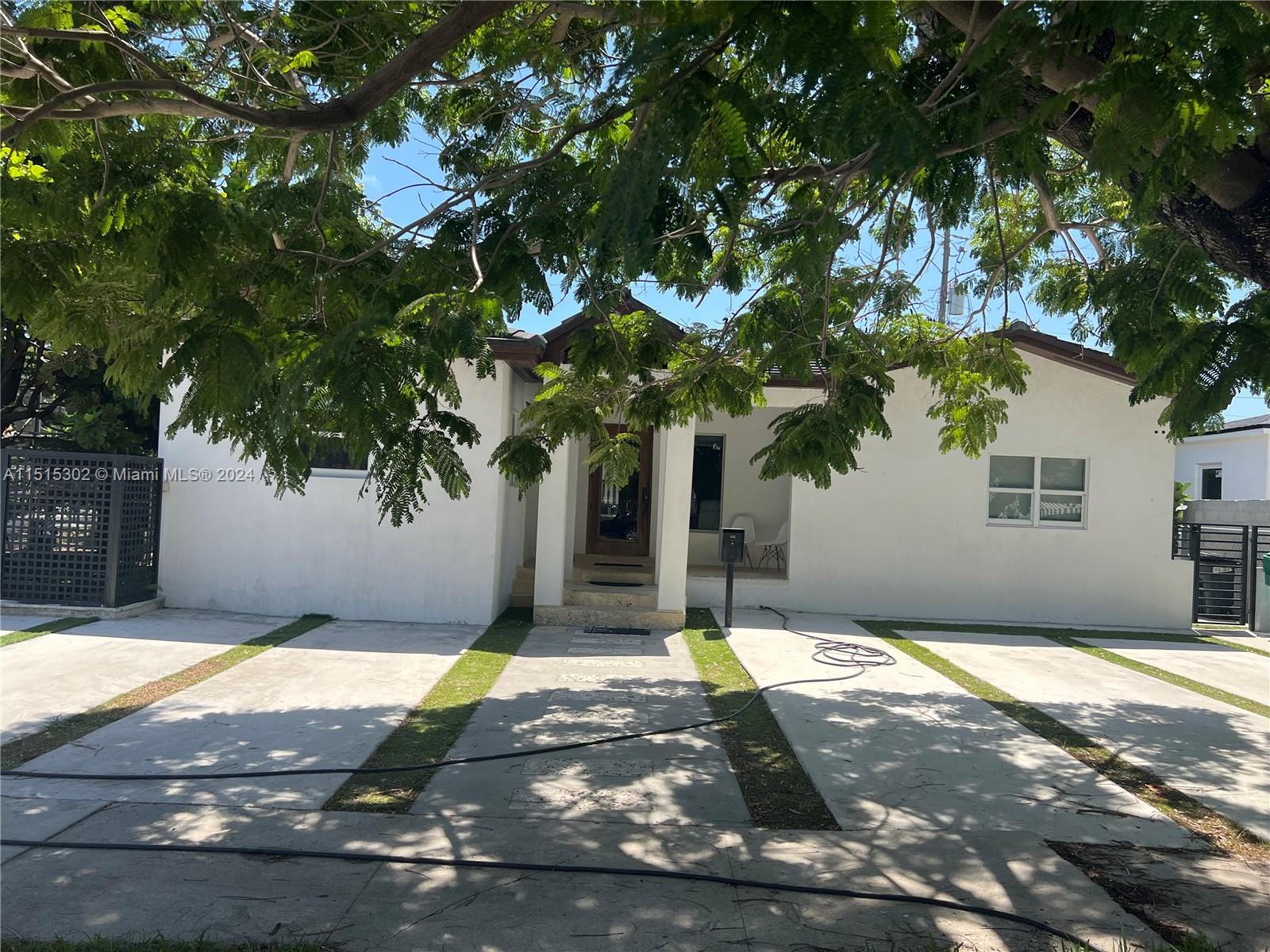 2100 SW 15th St, Miami, Florida 33145, 3 Bedrooms Bedrooms, ,2 BathroomsBathrooms,Residential,For Sale,2100 SW 15th St,A11515302