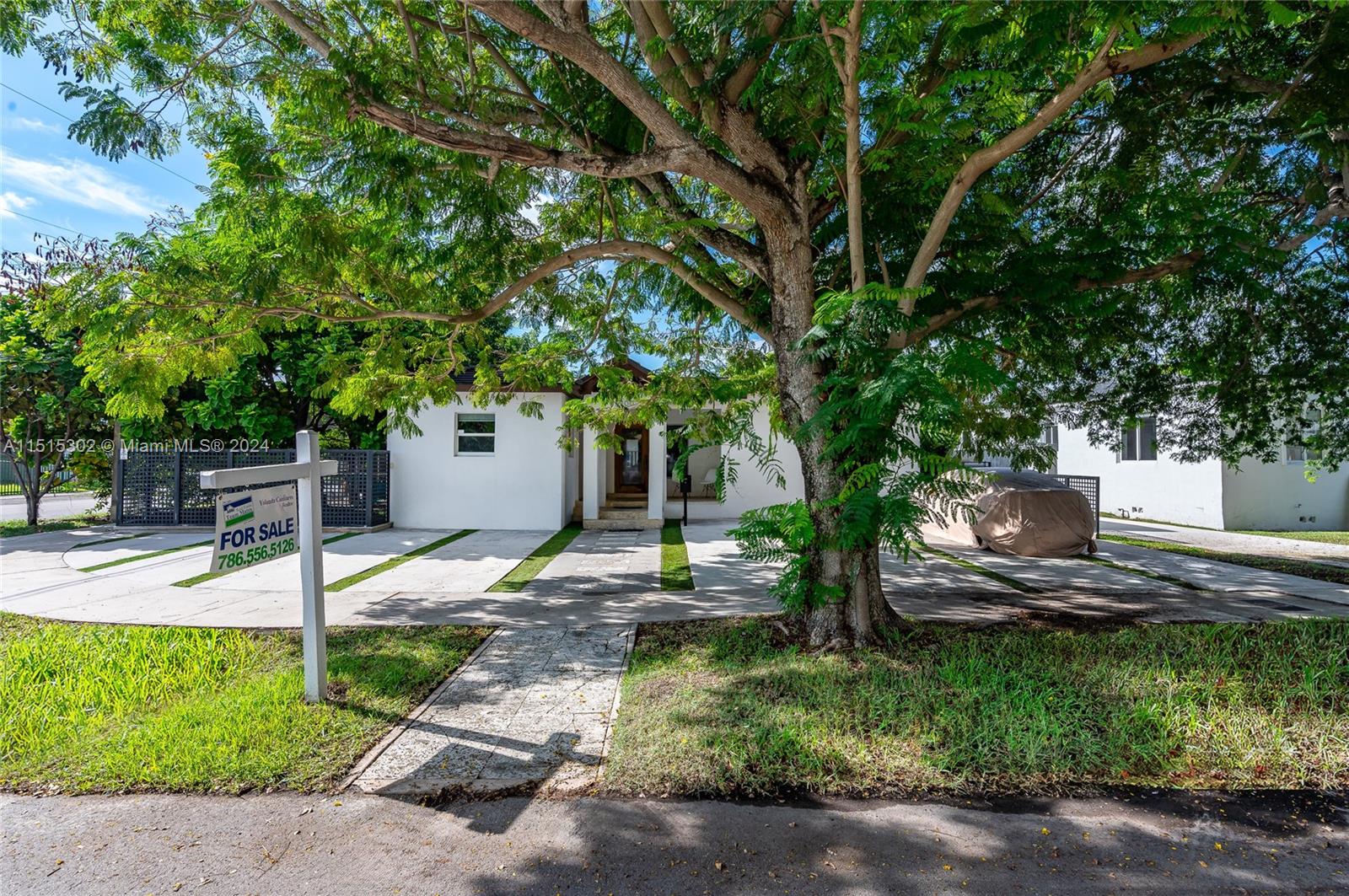 2100 SW 15th St, Miami, Florida 33145, 3 Bedrooms Bedrooms, ,2 BathroomsBathrooms,Residential,For Sale,2100 SW 15th St,A11515302
