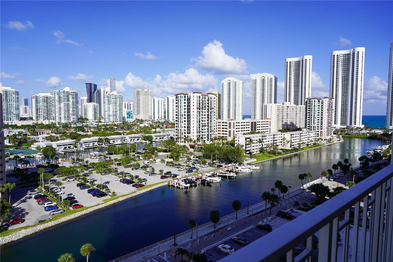 Sunny Isles Beach, Florida 33160, 1 Bedroom Bedrooms, ,1 BathroomBathrooms,Residential,For Sale,A11509959