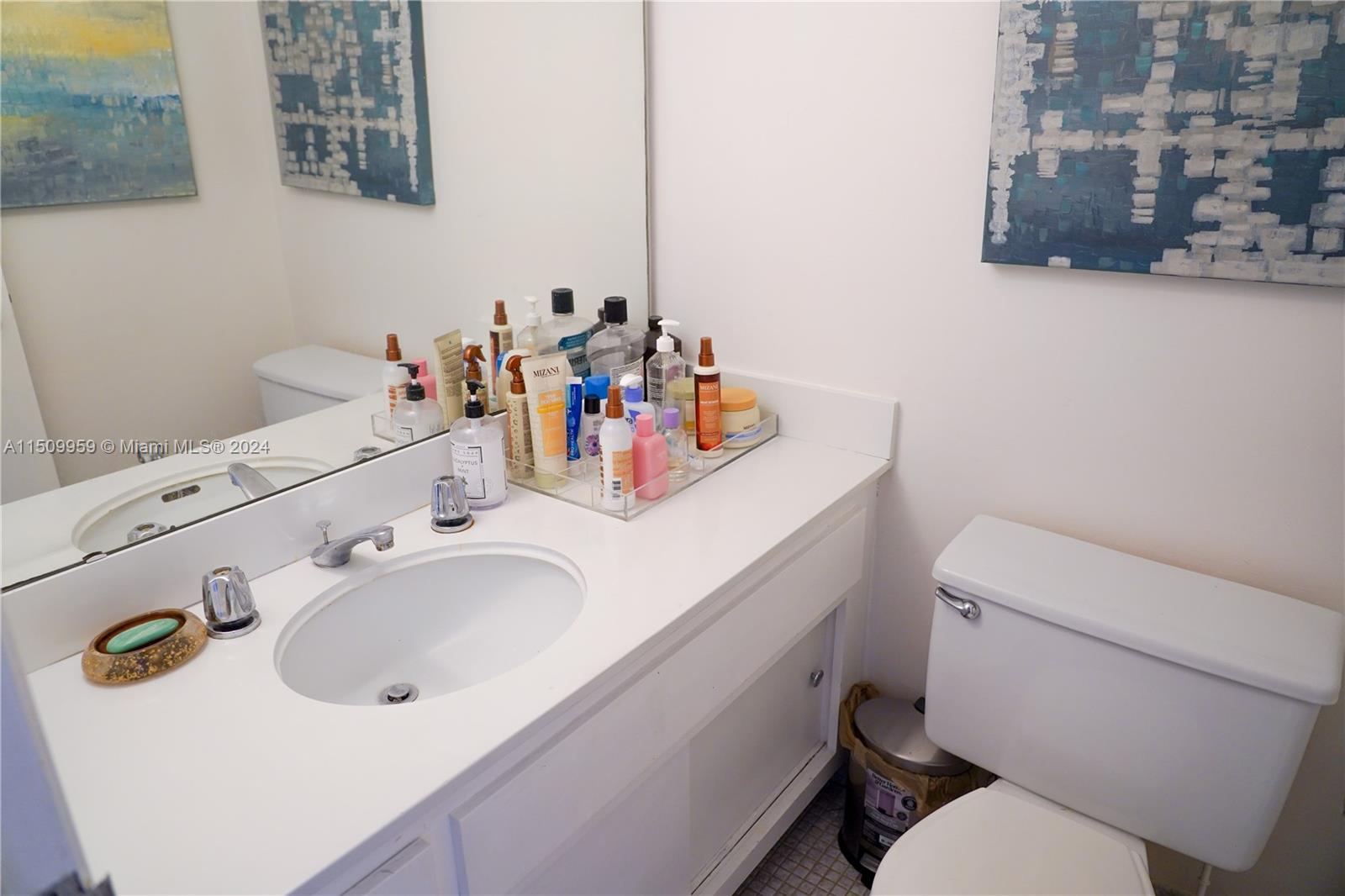 Sunny Isles Beach, Florida 33160, 1 Bedroom Bedrooms, ,1 BathroomBathrooms,Residential,For Sale,A11509959