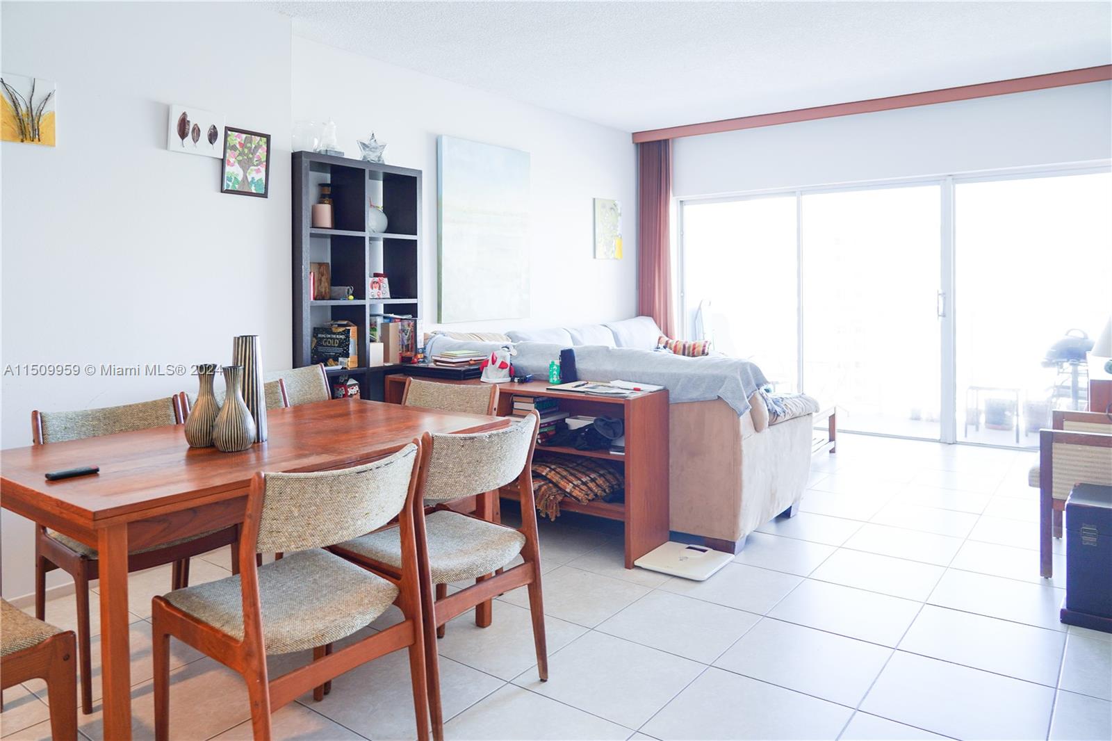 Sunny Isles Beach, Florida 33160, 1 Bedroom Bedrooms, ,1 BathroomBathrooms,Residential,For Sale,A11509959