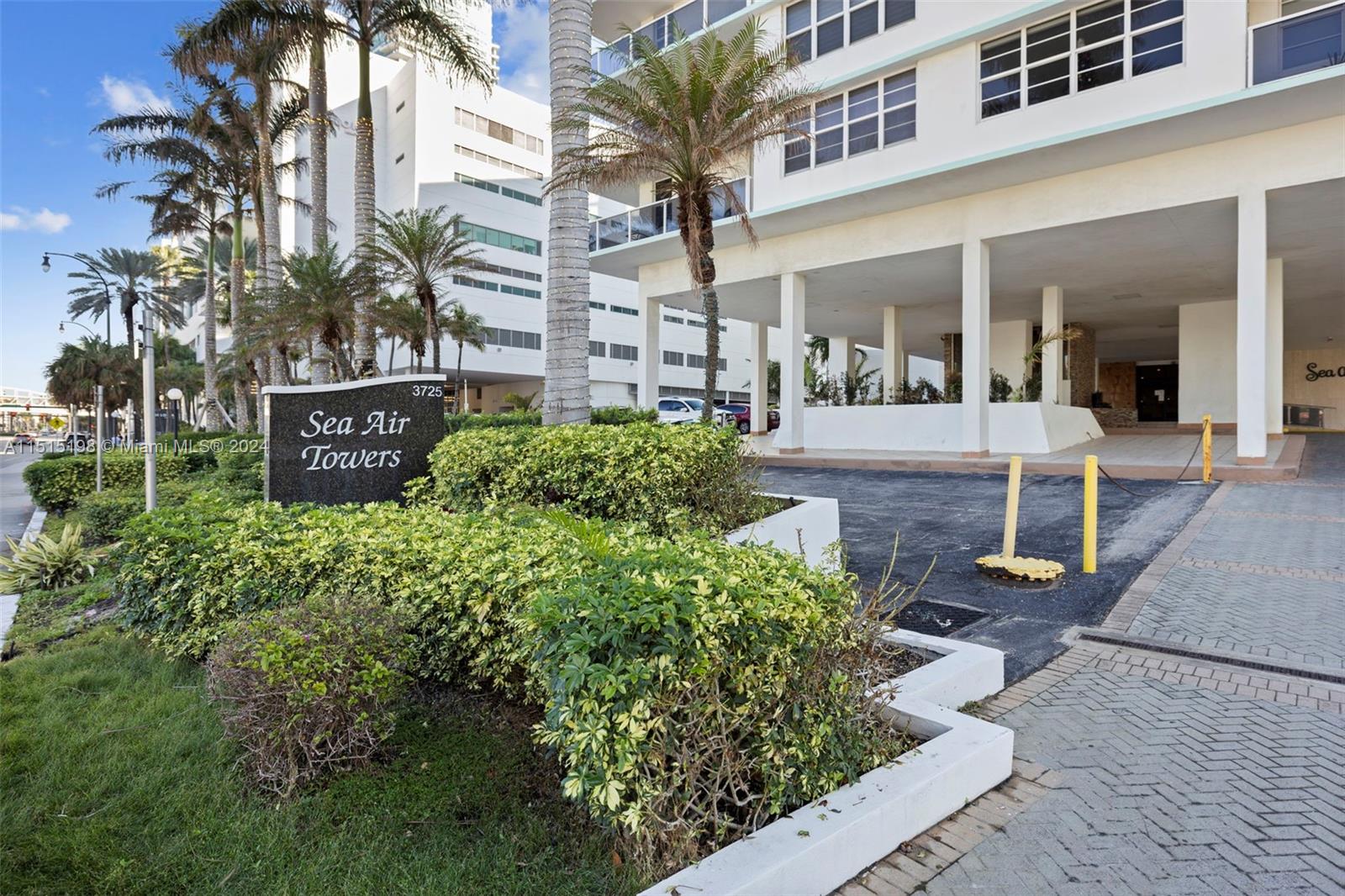 Hollywood, Florida 33019, 1 Bedroom Bedrooms, ,1 BathroomBathrooms,Residentiallease,For Rent,A11515198