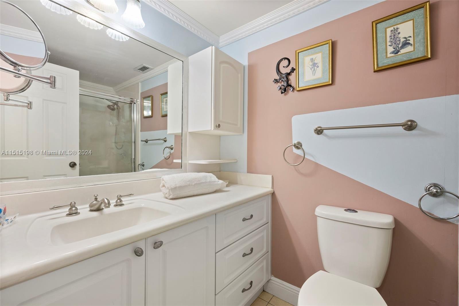 Hollywood, Florida 33019, 1 Bedroom Bedrooms, ,1 BathroomBathrooms,Residentiallease,For Rent,A11515198