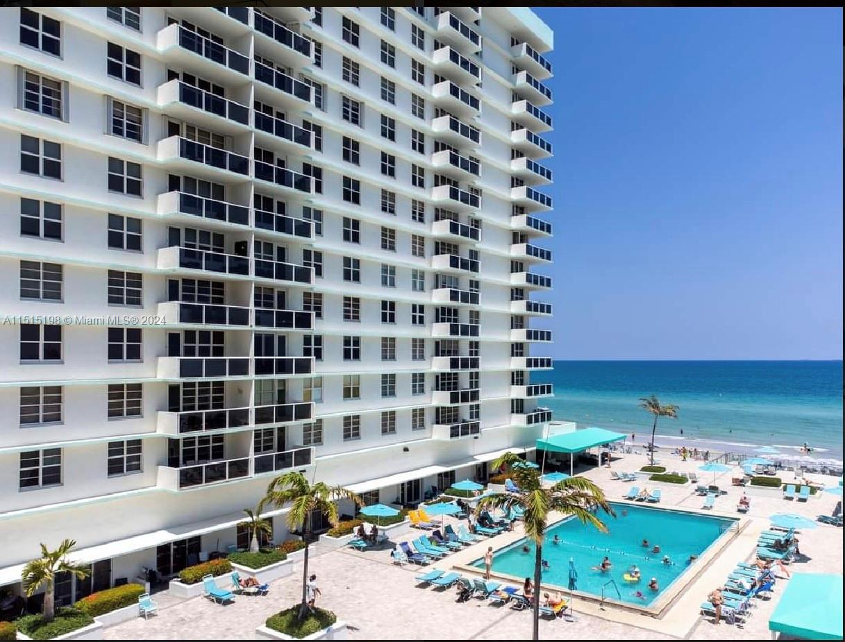 Hollywood, Florida 33019, 1 Bedroom Bedrooms, ,1 BathroomBathrooms,Residentiallease,For Rent,A11515198