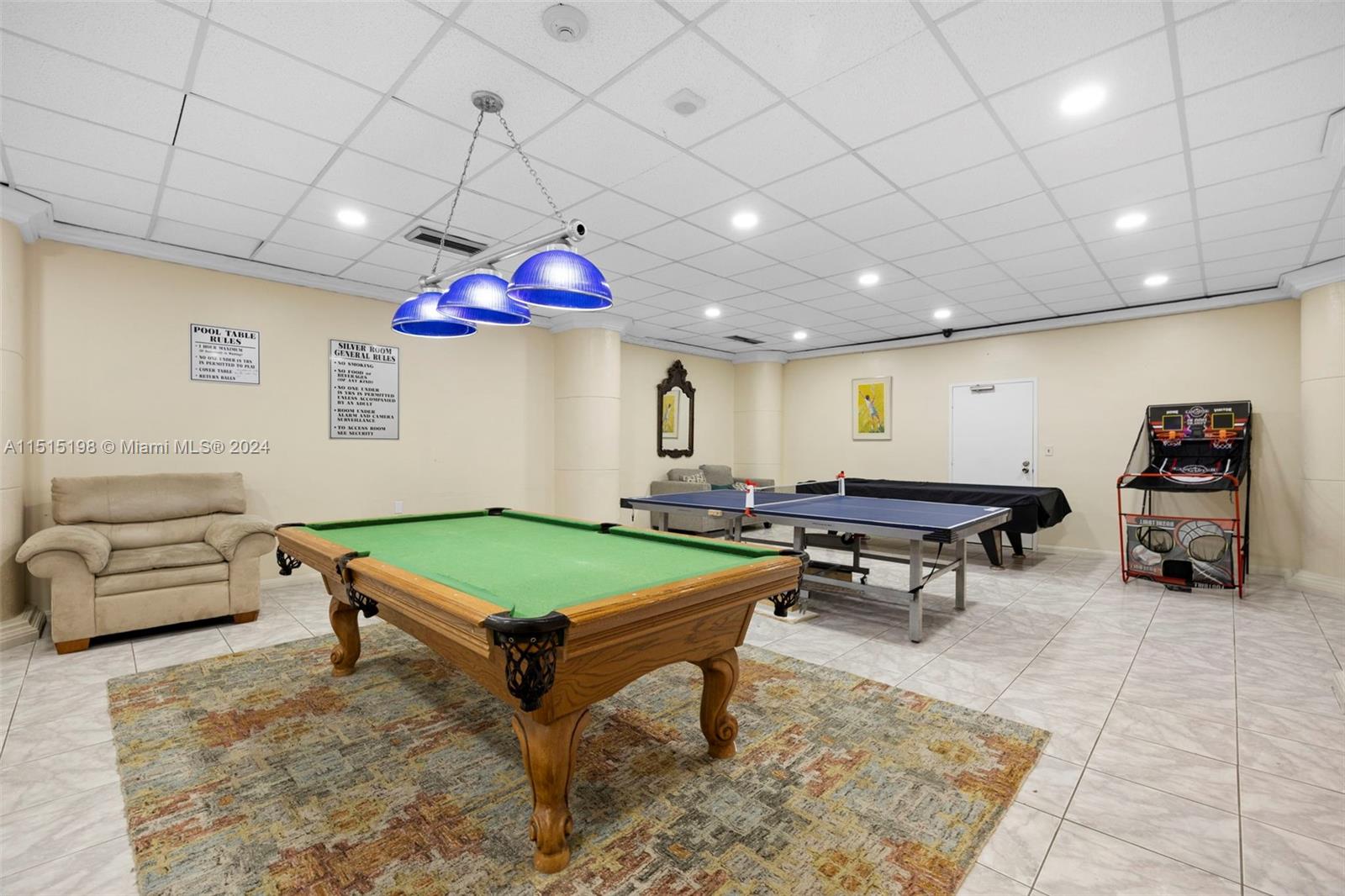 Hollywood, Florida 33019, 1 Bedroom Bedrooms, ,1 BathroomBathrooms,Residentiallease,For Rent,A11515198