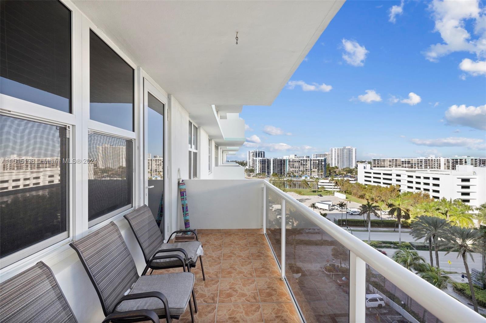 Hollywood, Florida 33019, 1 Bedroom Bedrooms, ,1 BathroomBathrooms,Residentiallease,For Rent,A11515198