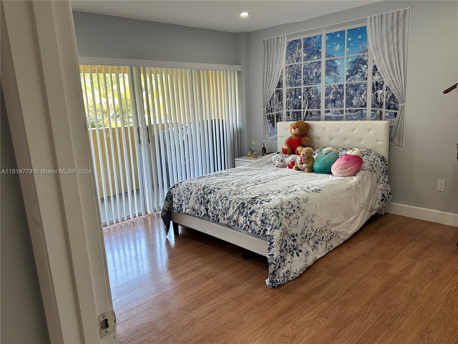 8775 Park Blvd 111, Miami, Florida 33172, 3 Bedrooms Bedrooms, ,3 BathroomsBathrooms,Residential,For Sale,8775 Park Blvd 111,A11514778