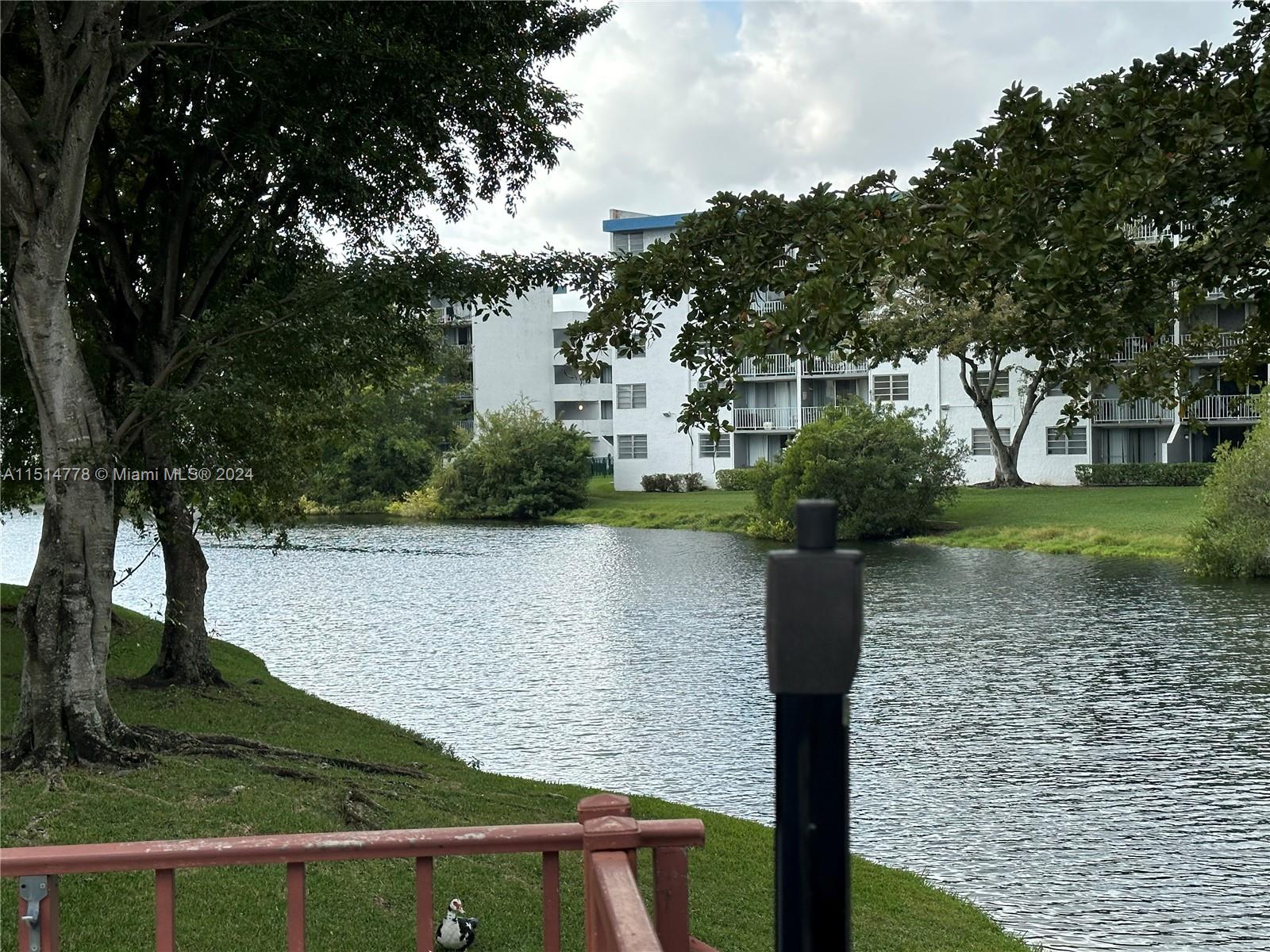 8775 Park Blvd 111, Miami, Florida 33172, 3 Bedrooms Bedrooms, ,3 BathroomsBathrooms,Residential,For Sale,8775 Park Blvd 111,A11514778