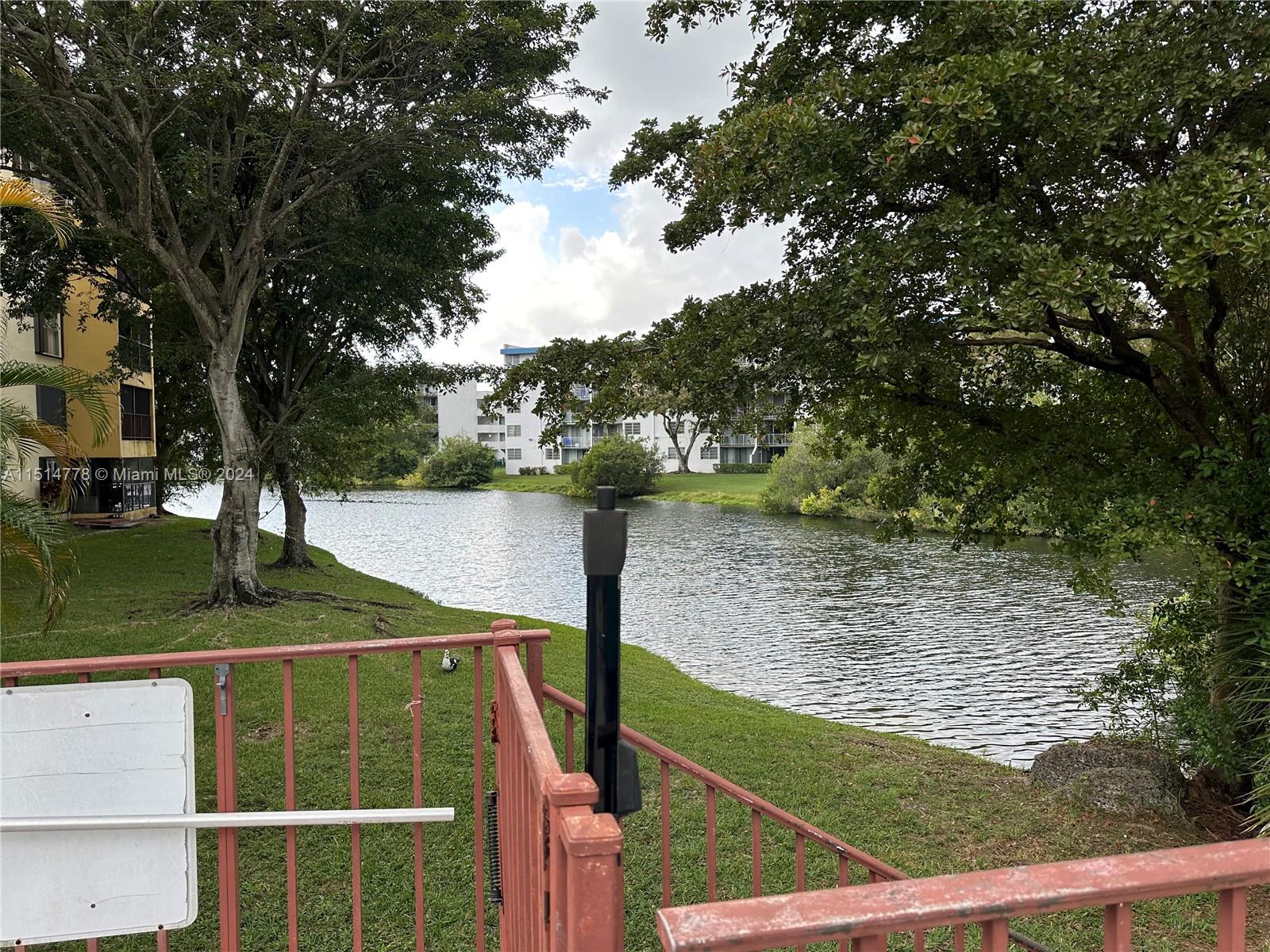 8775 Park Blvd 111, Miami, Florida 33172, 3 Bedrooms Bedrooms, ,3 BathroomsBathrooms,Residential,For Sale,8775 Park Blvd 111,A11514778