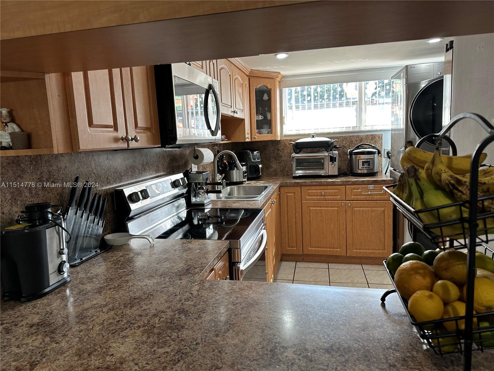8775 Park Blvd 111, Miami, Florida 33172, 3 Bedrooms Bedrooms, ,3 BathroomsBathrooms,Residential,For Sale,8775 Park Blvd 111,A11514778