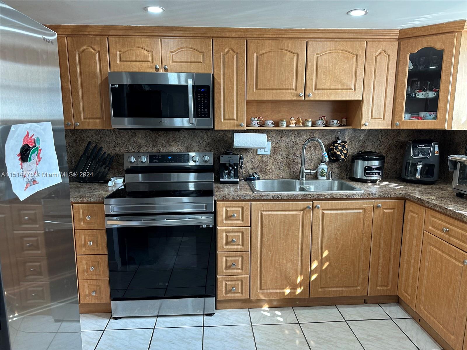 8775 Park Blvd 111, Miami, Florida 33172, 3 Bedrooms Bedrooms, ,3 BathroomsBathrooms,Residential,For Sale,8775 Park Blvd 111,A11514778