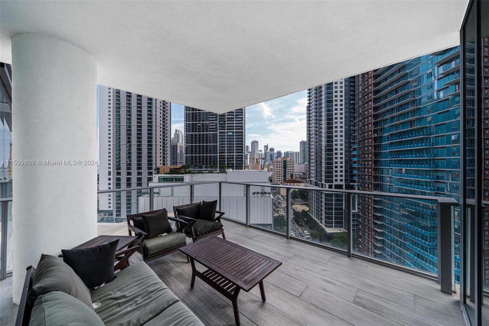 851 NE 1st Ave 1412, Miami, Florida 33132, 3 Bedrooms Bedrooms, ,4 BathroomsBathrooms,Residential,For Sale,851 NE 1st Ave 1412,A11509609