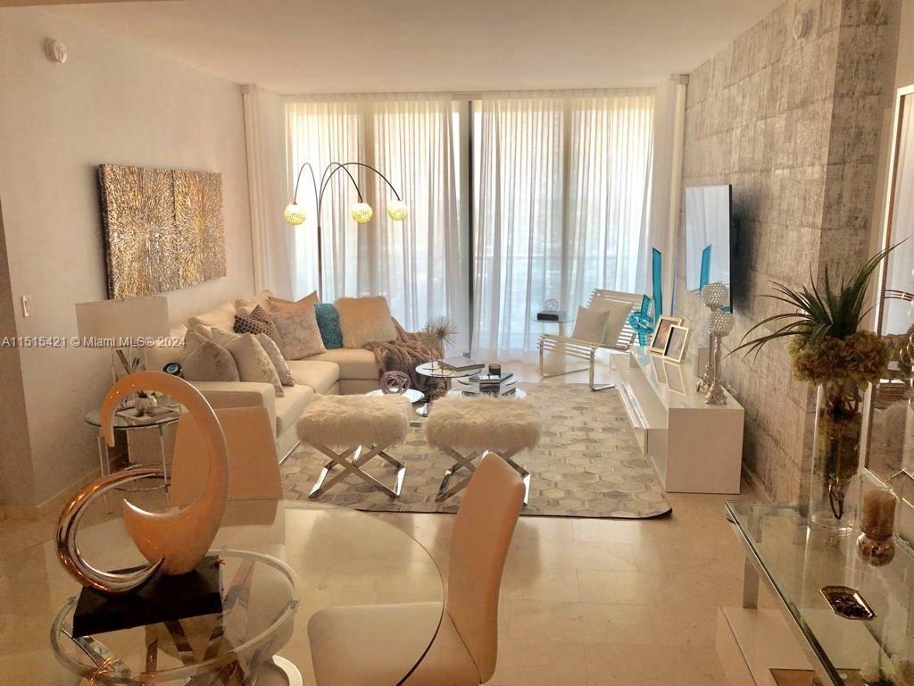 88 SW 7th St 3204, Miami, Florida 33130, 2 Bedrooms Bedrooms, ,2 BathroomsBathrooms,Residentiallease,For Rent,88 SW 7th St 3204,A11515421