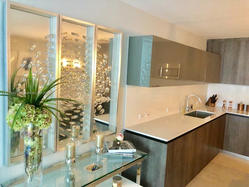 88 SW 7th St 3204, Miami, Florida 33130, 2 Bedrooms Bedrooms, ,2 BathroomsBathrooms,Residentiallease,For Rent,88 SW 7th St 3204,A11515421