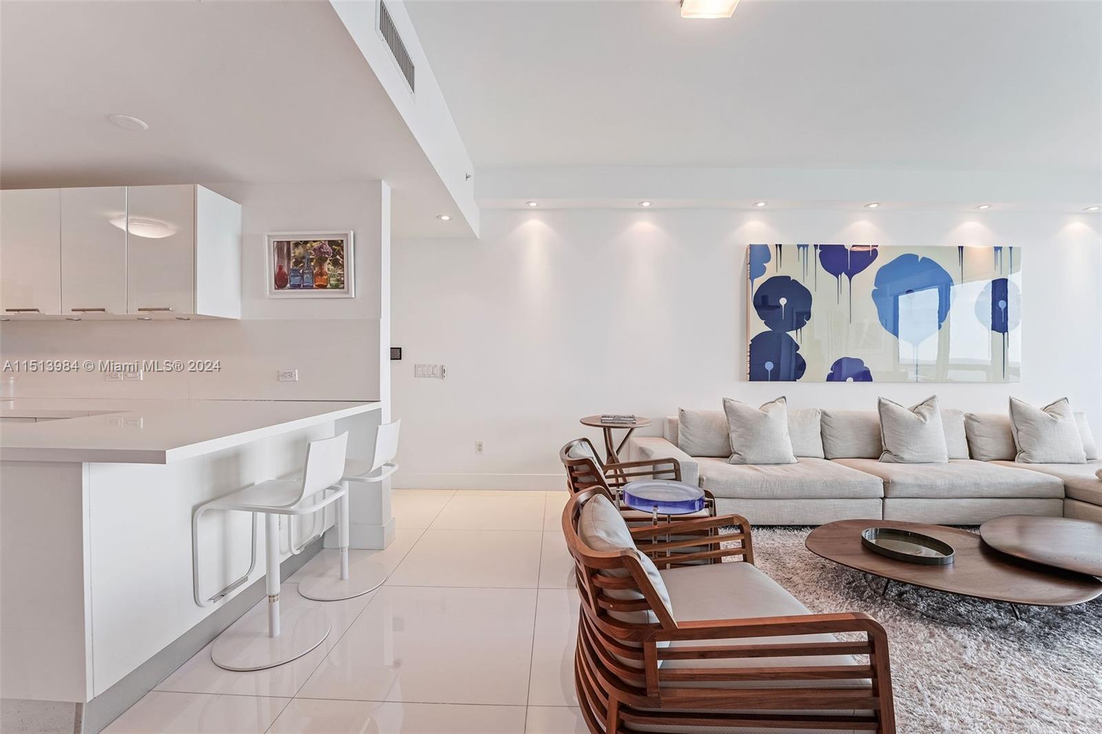 6899 Collins Ave 1602, Miami Beach, Florida 33141, 3 Bedrooms Bedrooms, ,3 BathroomsBathrooms,Residentiallease,For Rent,6899 Collins Ave 1602,A11513984
