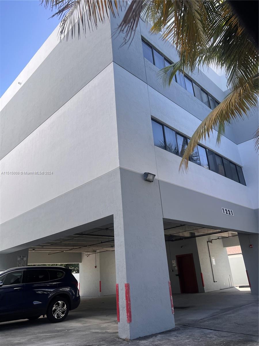 1221 SW 27th Ave - 2nd Floor, Miami, Florida 33135, ,Commerciallease,For Rent,1221 SW 27th Ave - 2nd Floor,A11515008