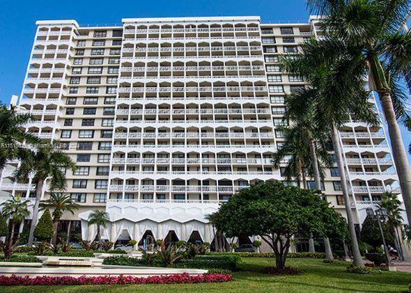 Bal Harbour, Florida 33154, 2 Bedrooms Bedrooms, ,2 BathroomsBathrooms,Residential,For Sale,A11515625