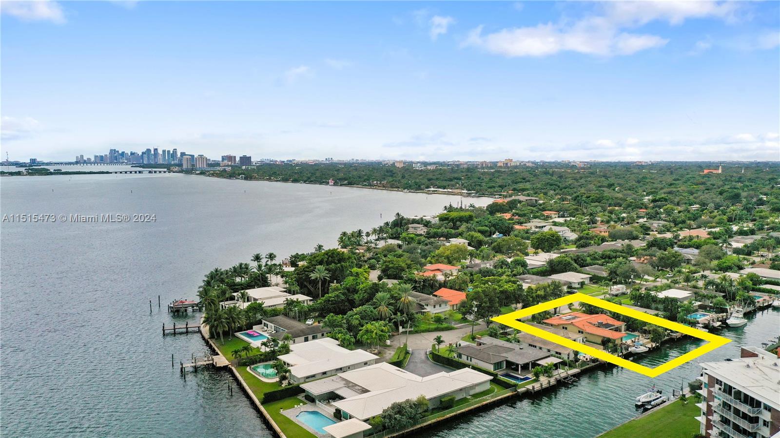 1625 NE 104th St, Miami Shores, Florida 33138, 4 Bedrooms Bedrooms, ,3 BathroomsBathrooms,Residentiallease,For Rent,1625 NE 104th St,A11515473