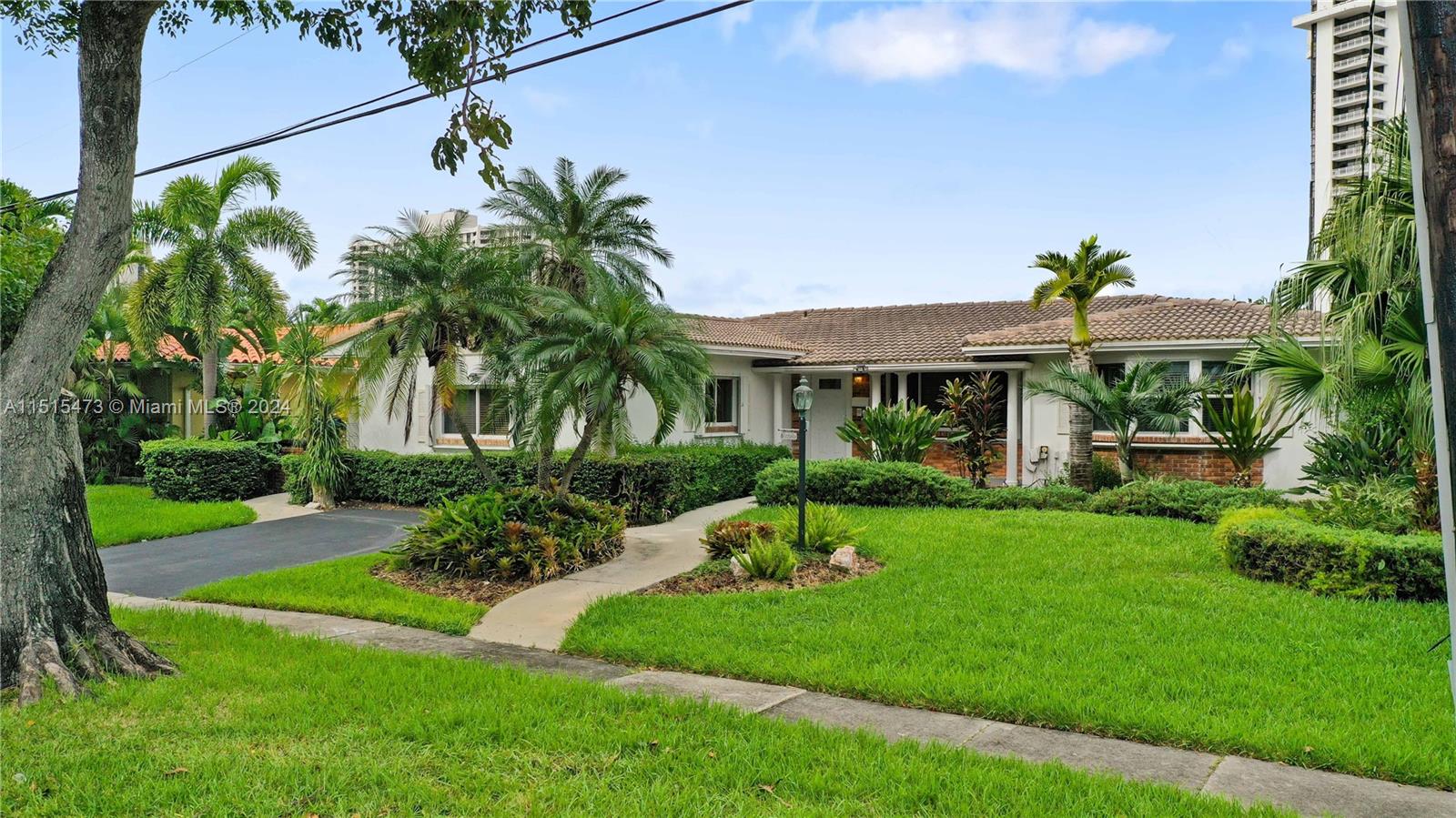1625 NE 104th St, Miami Shores, Florida 33138, 4 Bedrooms Bedrooms, ,3 BathroomsBathrooms,Residentiallease,For Rent,1625 NE 104th St,A11515473