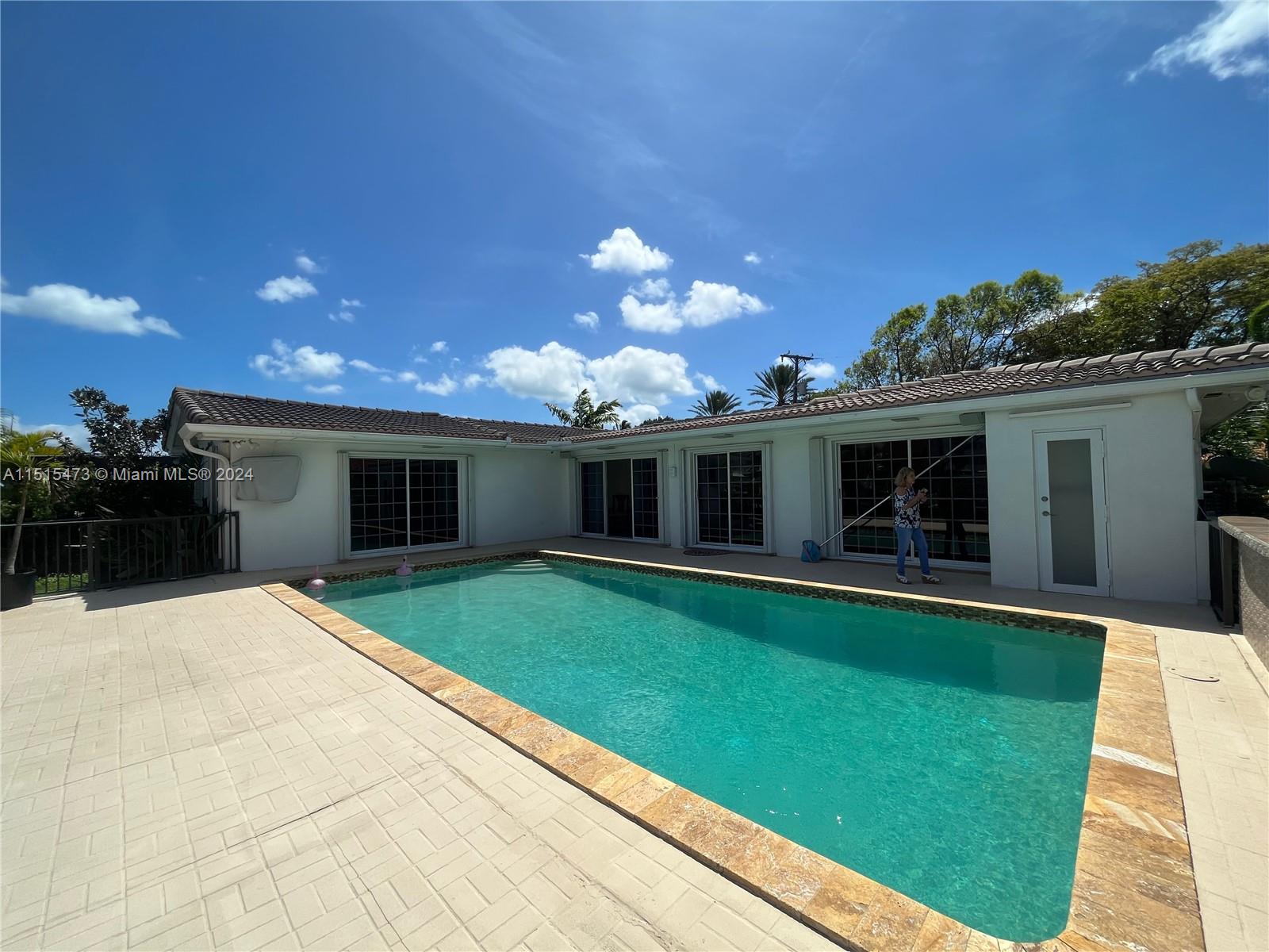 1625 NE 104th St, Miami Shores, Florida 33138, 4 Bedrooms Bedrooms, ,3 BathroomsBathrooms,Residentiallease,For Rent,1625 NE 104th St,A11515473