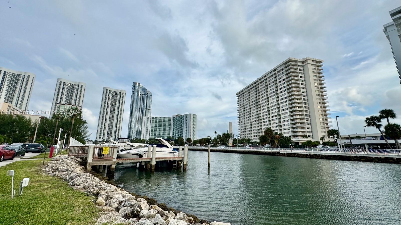 400 Kings Point Dr 1222, Sunny Isles Beach, Florida 33160, 1 Bedroom Bedrooms, ,1 BathroomBathrooms,Residential,For Sale,400 Kings Point Dr 1222,A11514875