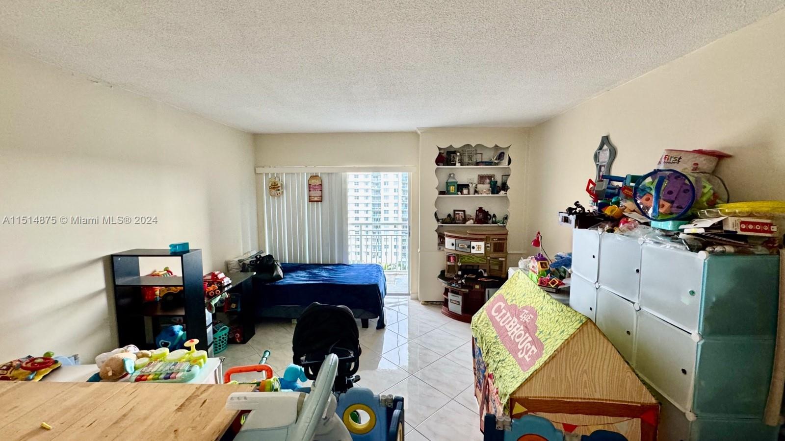 400 Kings Point Dr 1222, Sunny Isles Beach, Florida 33160, 1 Bedroom Bedrooms, ,1 BathroomBathrooms,Residential,For Sale,400 Kings Point Dr 1222,A11514875