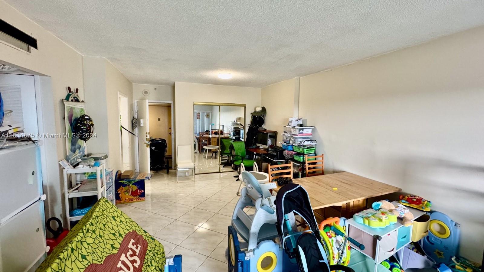 400 Kings Point Dr 1222, Sunny Isles Beach, Florida 33160, 1 Bedroom Bedrooms, ,1 BathroomBathrooms,Residential,For Sale,400 Kings Point Dr 1222,A11514875
