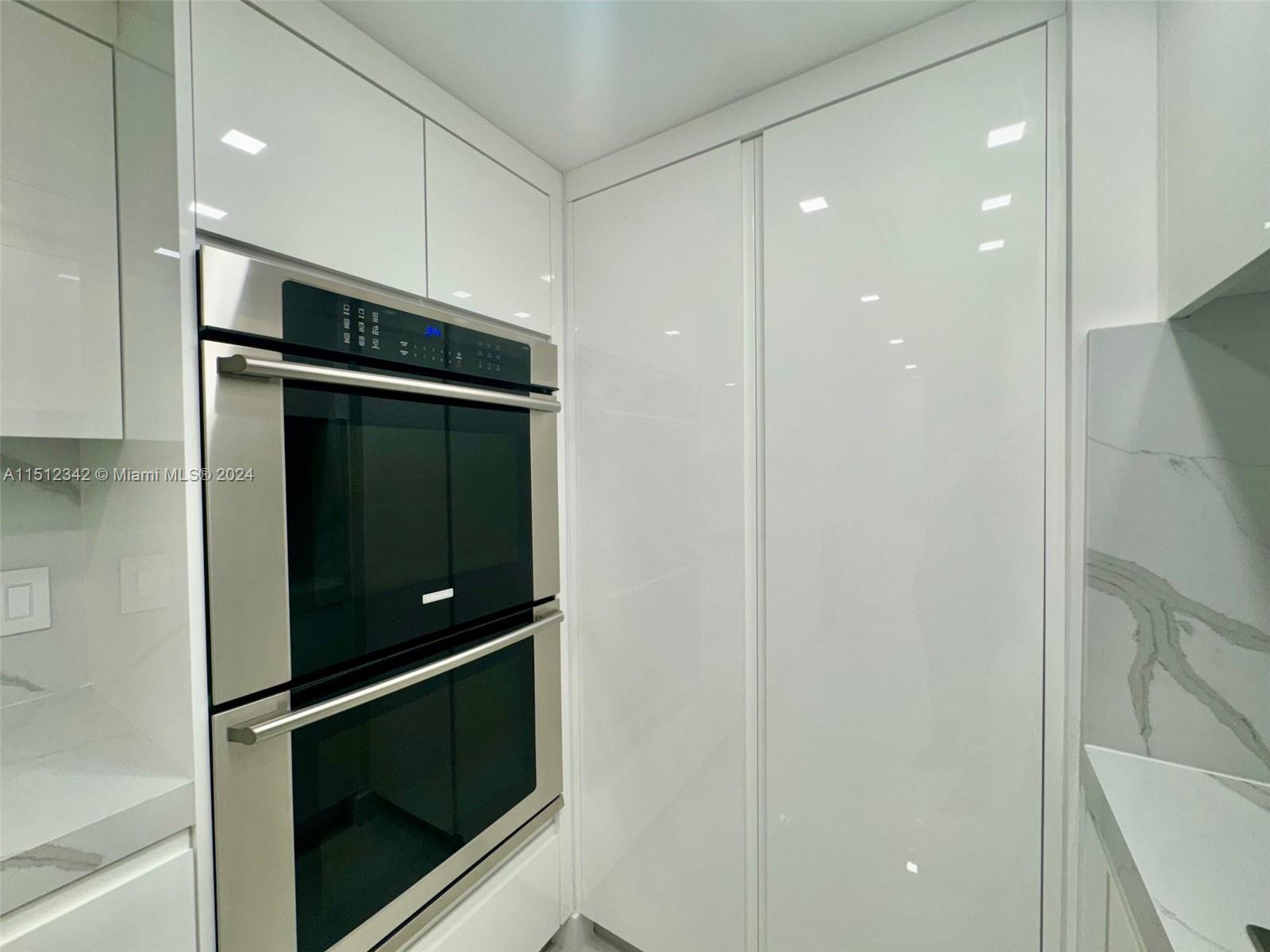 9801 Collins Ave 5U, Bal Harbour, Florida 33154, 3 Bedrooms Bedrooms, ,2 BathroomsBathrooms,Residential,For Sale,9801 Collins Ave 5U,A11512342