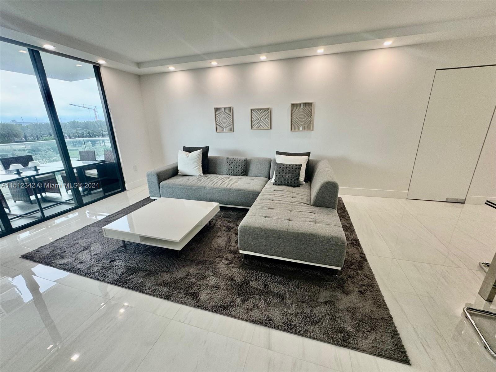 9801 Collins Ave 5U, Bal Harbour, Florida 33154, 3 Bedrooms Bedrooms, ,2 BathroomsBathrooms,Residential,For Sale,9801 Collins Ave 5U,A11512342