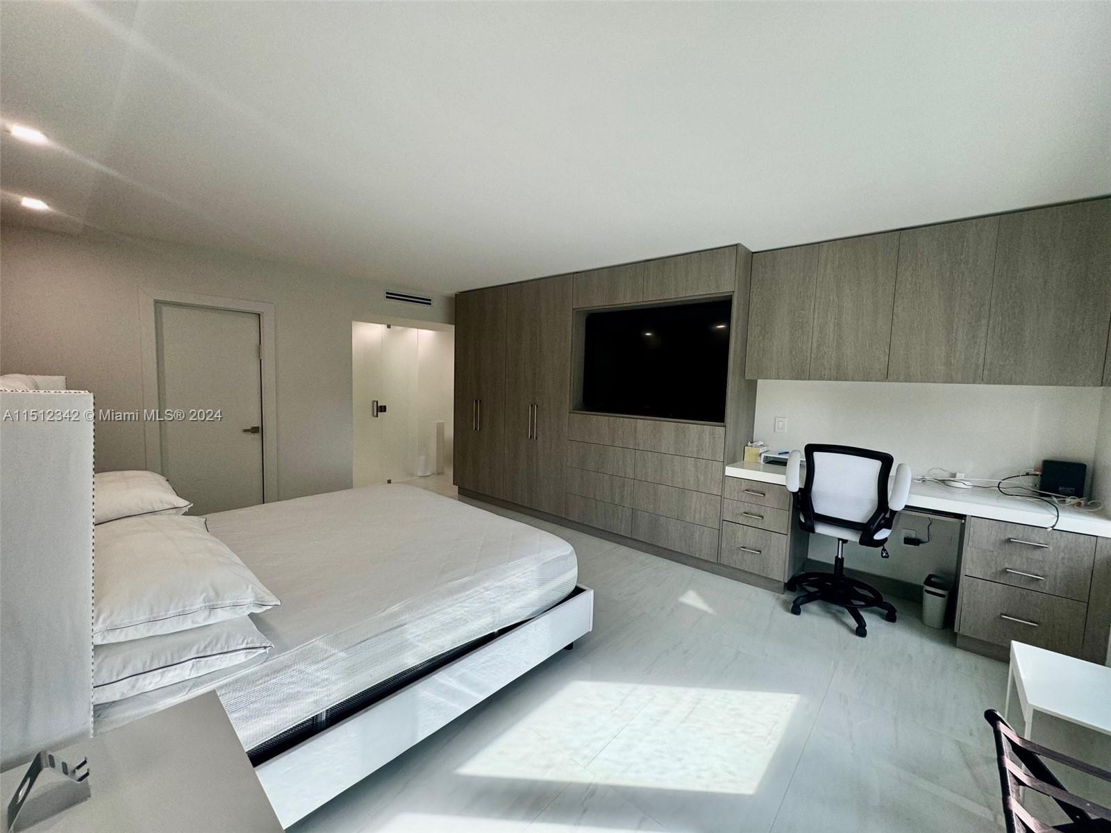 9801 Collins Ave 5U, Bal Harbour, Florida 33154, 3 Bedrooms Bedrooms, ,2 BathroomsBathrooms,Residential,For Sale,9801 Collins Ave 5U,A11512342