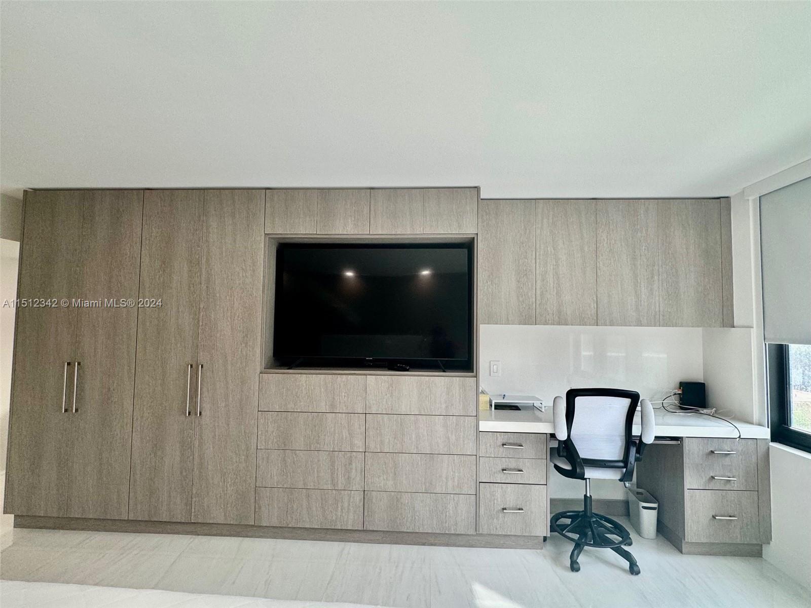 9801 Collins Ave 5U, Bal Harbour, Florida 33154, 3 Bedrooms Bedrooms, ,2 BathroomsBathrooms,Residential,For Sale,9801 Collins Ave 5U,A11512342