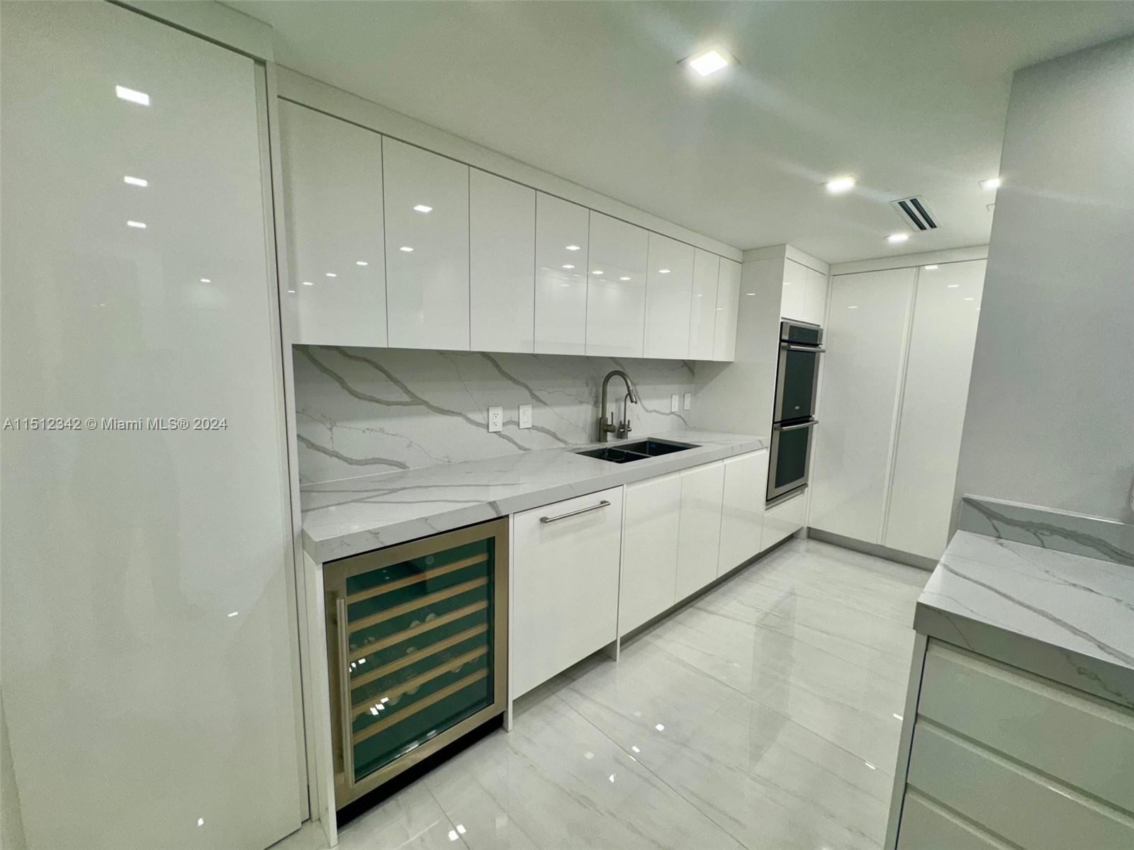 9801 Collins Ave 5U, Bal Harbour, Florida 33154, 3 Bedrooms Bedrooms, ,2 BathroomsBathrooms,Residential,For Sale,9801 Collins Ave 5U,A11512342