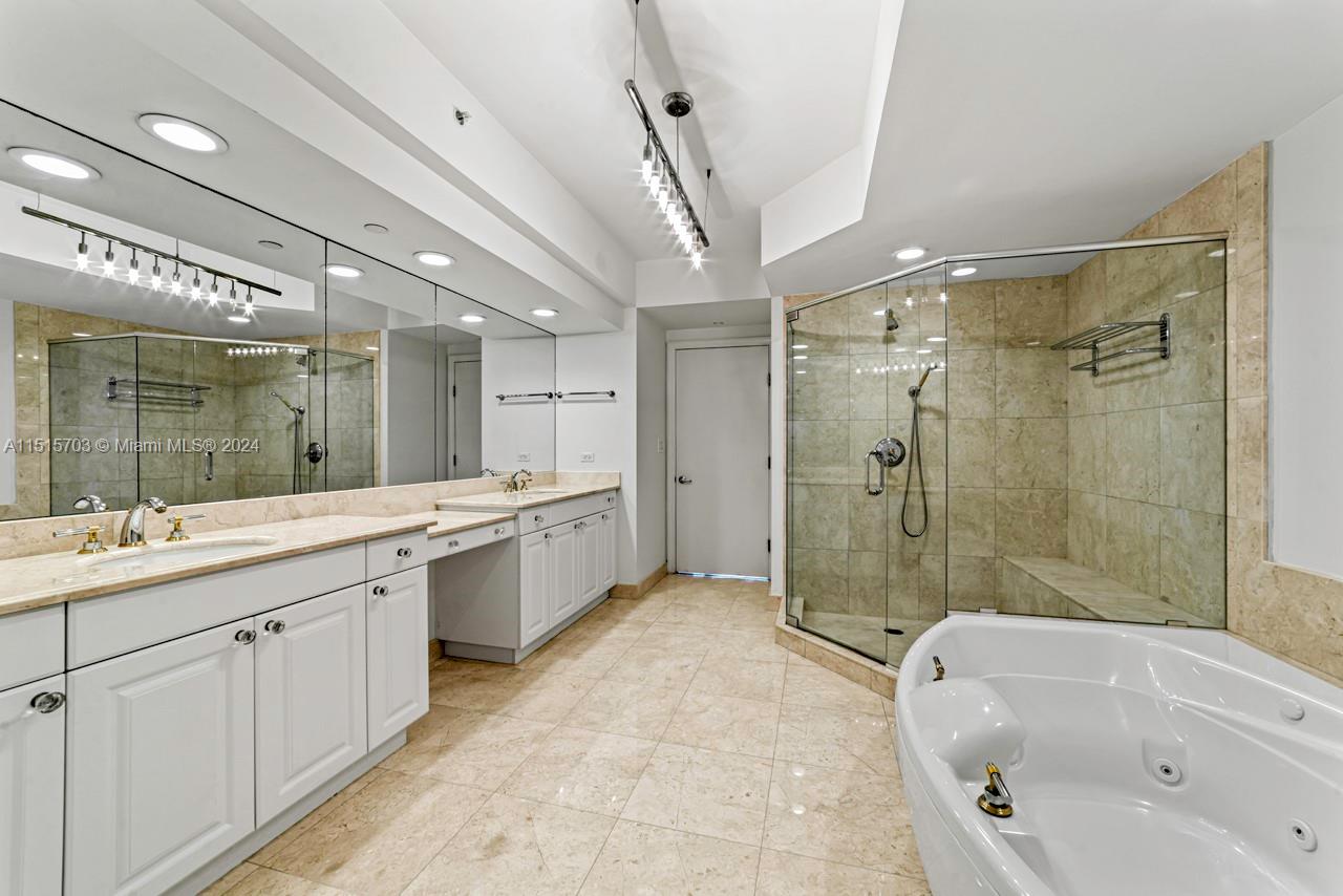 3201 NE 183rd St 2504, Aventura, Florida 33160, 2 Bedrooms Bedrooms, ,3 BathroomsBathrooms,Residentiallease,For Rent,3201 NE 183rd St 2504,A11515703