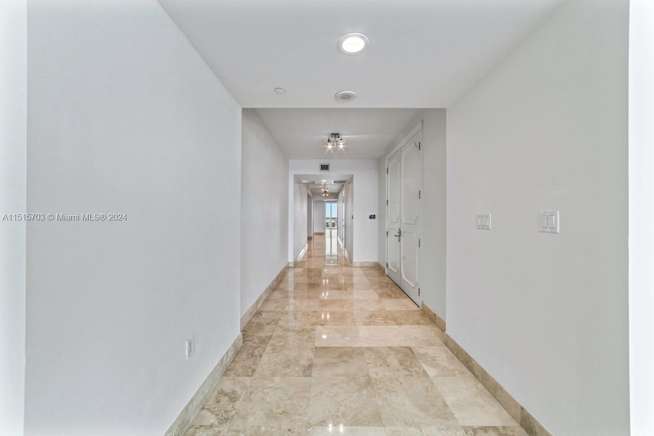 3201 NE 183rd St 2504, Aventura, Florida 33160, 2 Bedrooms Bedrooms, ,3 BathroomsBathrooms,Residentiallease,For Rent,3201 NE 183rd St 2504,A11515703